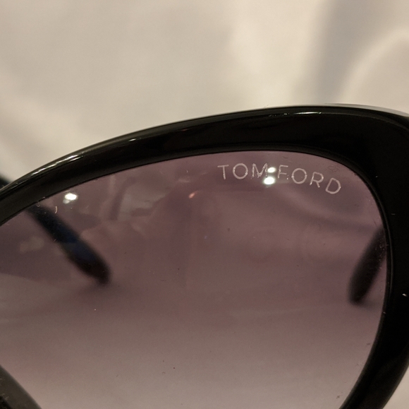 Tom Ford cat eye Sunglasses main image 4
